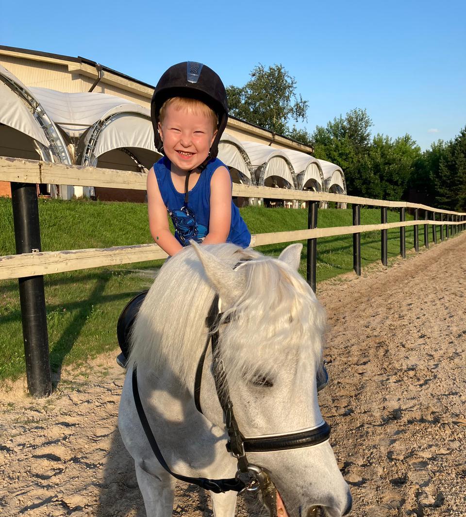 Жизнь киби-героя: «Мы стараемся делать жизнь ребенка многогранной и разнообразной»